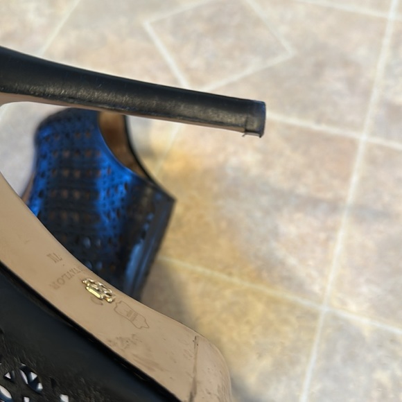 Ann Taylor Booties - Picture 4 of 6